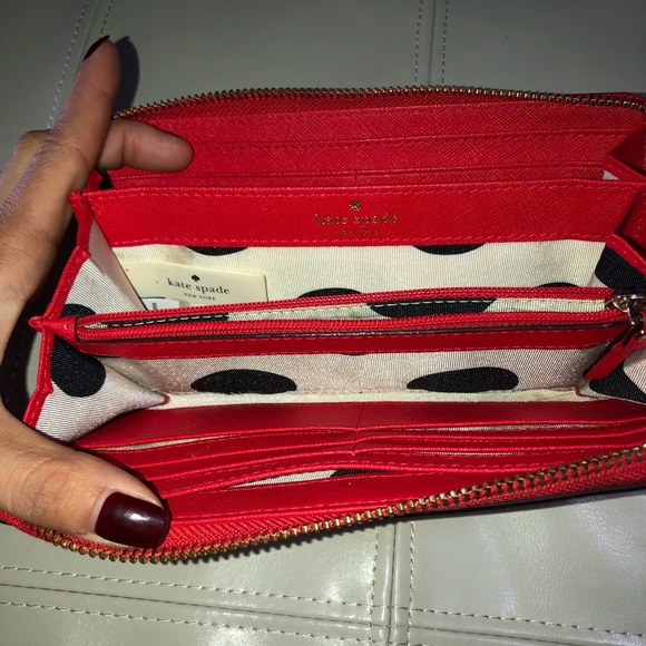 Kate Spade wallet - Picture 4 of 4